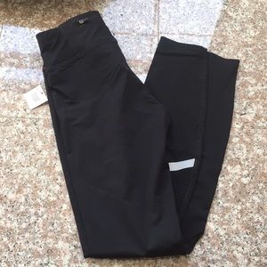 Sweaty Betty Zero Gravity Leggings - XS Short